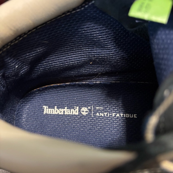 Timberland Women’s Nelly waterproof Chukka Boots - Picture 2 of 4